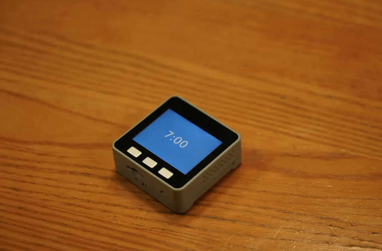 設定した時刻に音で知らせるM5Stackの生活サポートめざまし時計